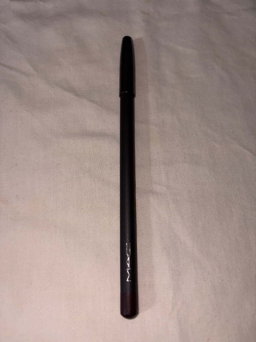 MAC Cosmetics Lip Pencil (Currant)